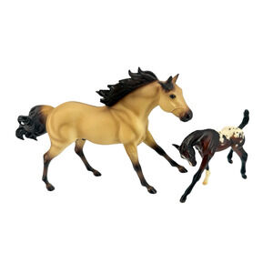 Breyer Americas Wild Mustangs Blackfoot Mustang &Thunderbolt Spotted Colt 750134